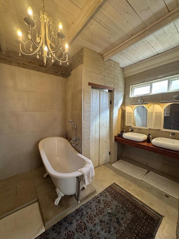 8 Bedroom Property for Sale in Oudtshoorn Western Cape